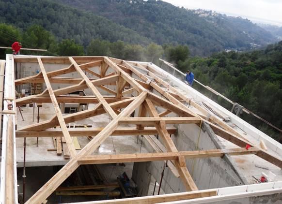 Charpente bois traditionnelle à Lunel Hérault — TSCouverture