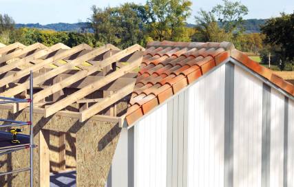 Charpente traditionnelle avant couverture tuile canal — TSCouverture couvreur Lunel